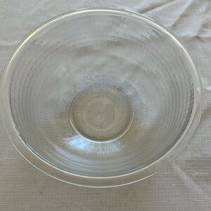 RARE Vintage Pyrex Basket Weave Bowl 2.5 L Liter